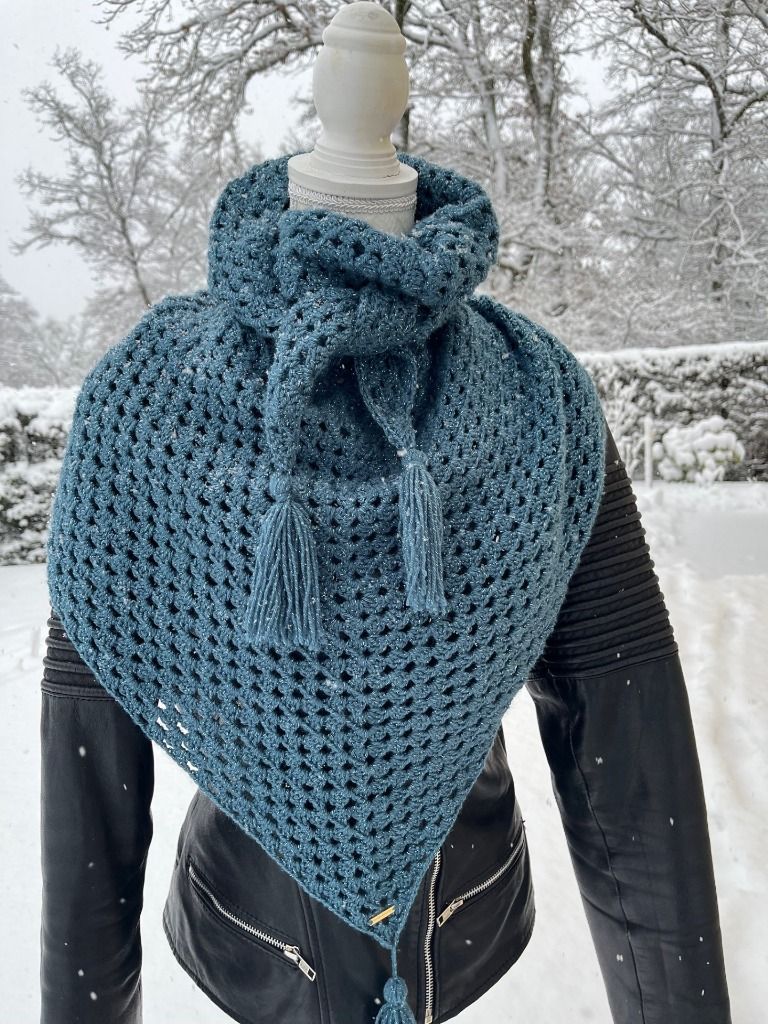 Chèche / Châle au crochet coloris Pétrole