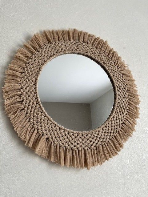 miroir_beige.jpg