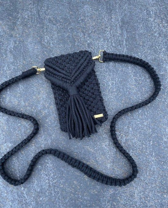 pochette de téléphone noir 