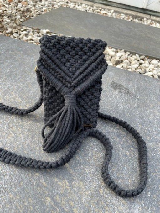 pochette de téléphone noir 