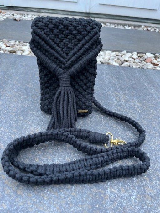 pochette de téléphone noir 