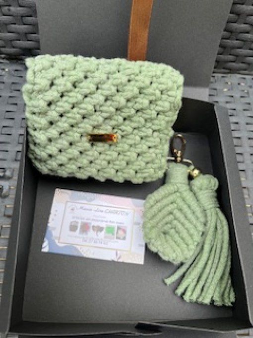 Coffret Porte carte et porte clé (n'hésitez pas à demander le coloris de votre choix)