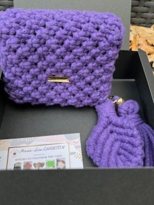 Coffret Porte carte et porte clé (n'hésitez pas à demander le coloris de votre choix)